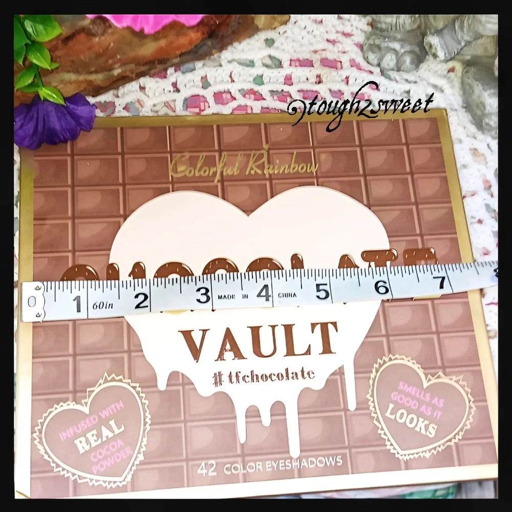 🆕️42 COLOR CHOCOLATE VAULT HIGHLY PIGMENTED EYESHADOWS INFUSED WITH REAL COCOA - Picture 10 of 14